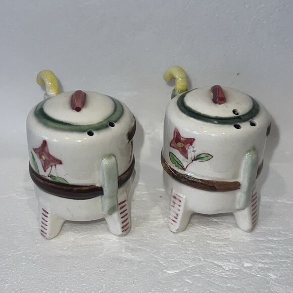 VINTAGE NOVELTY ART POTTERY BUCKET/MUG/KILN SALT PEPPER SHAKER SET JAPAN - Picture 5 of 9